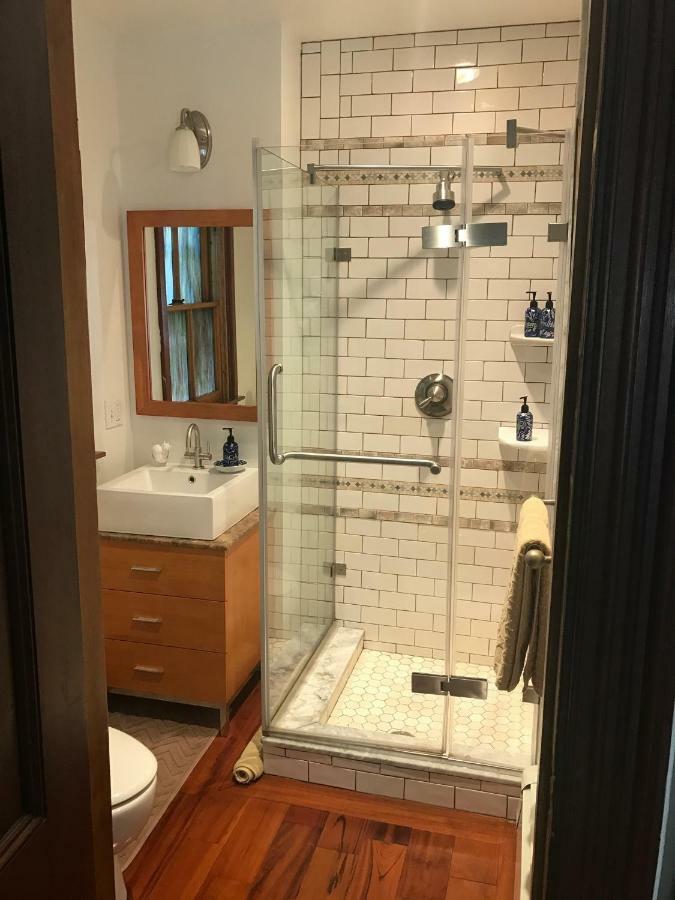 Austin House Inn Нюпорт Екстериор снимка