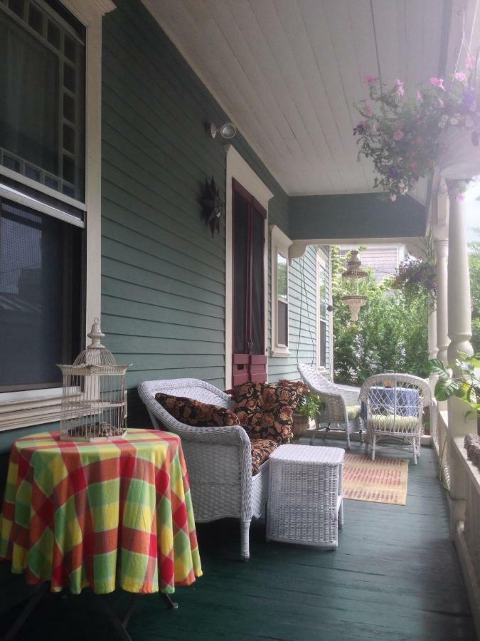Austin House Inn Нюпорт Екстериор снимка